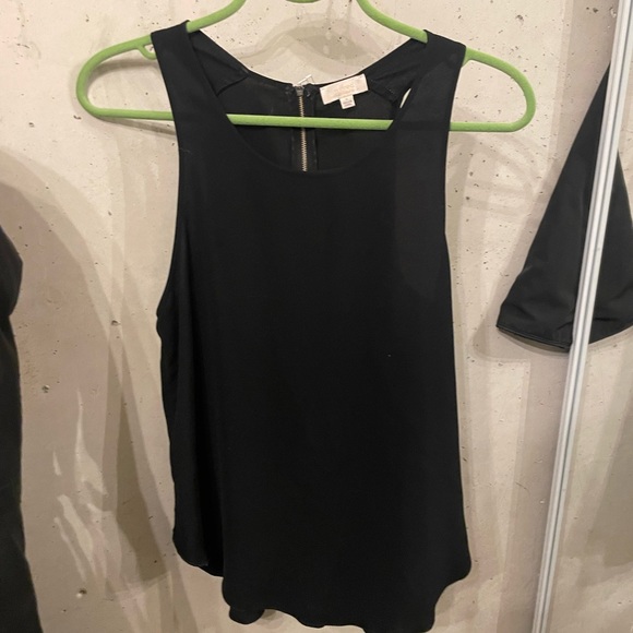 Aritiza Wilfred Black Top - Picture 1 of 1